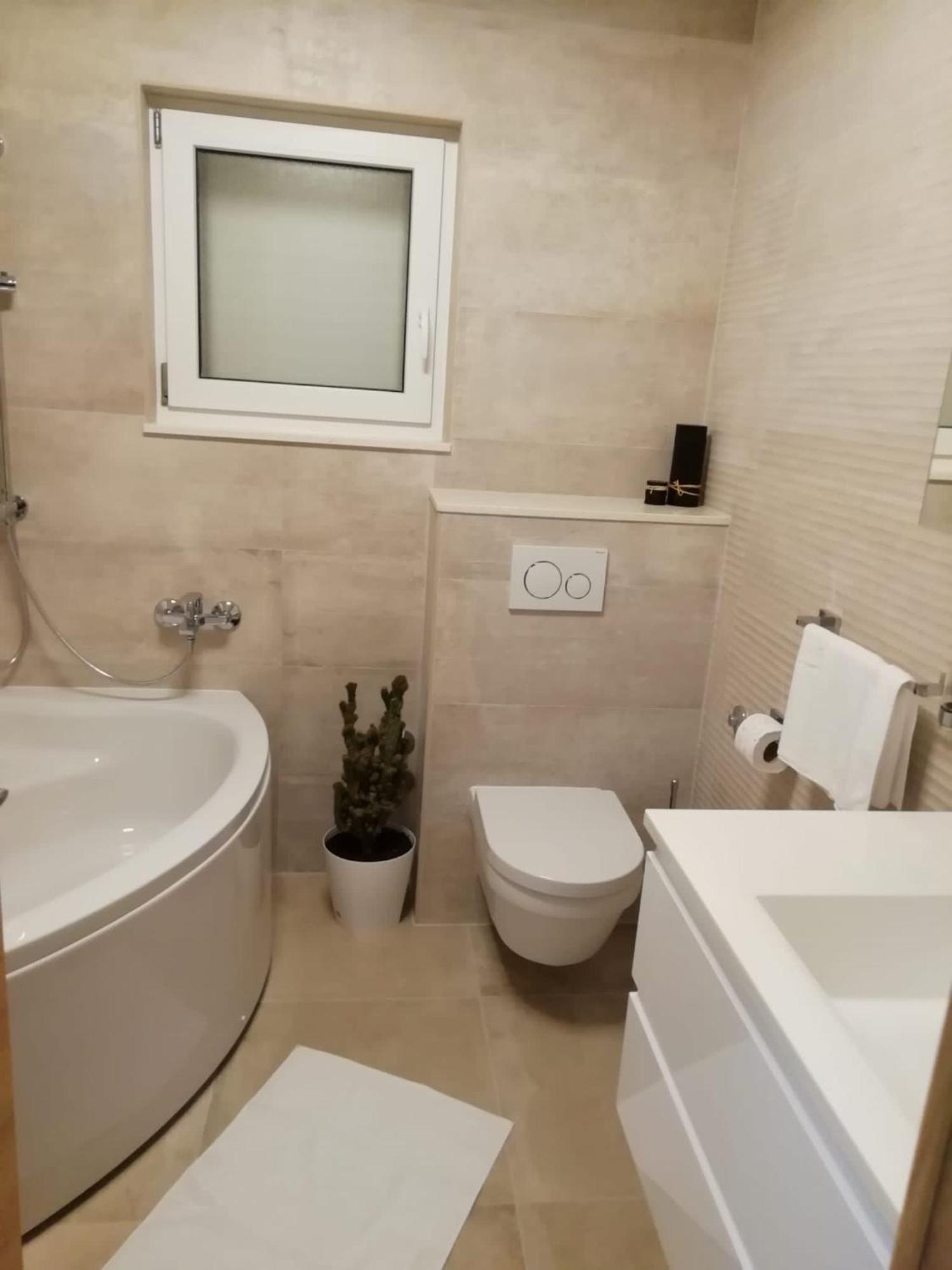 Albatros Daire Kaštel Sućurac Dış mekan fotoğraf